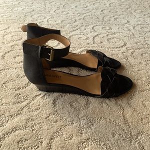 NWOT Nine West Valci Black Wedge Ankle Strap Braided Leather Sandal size 8